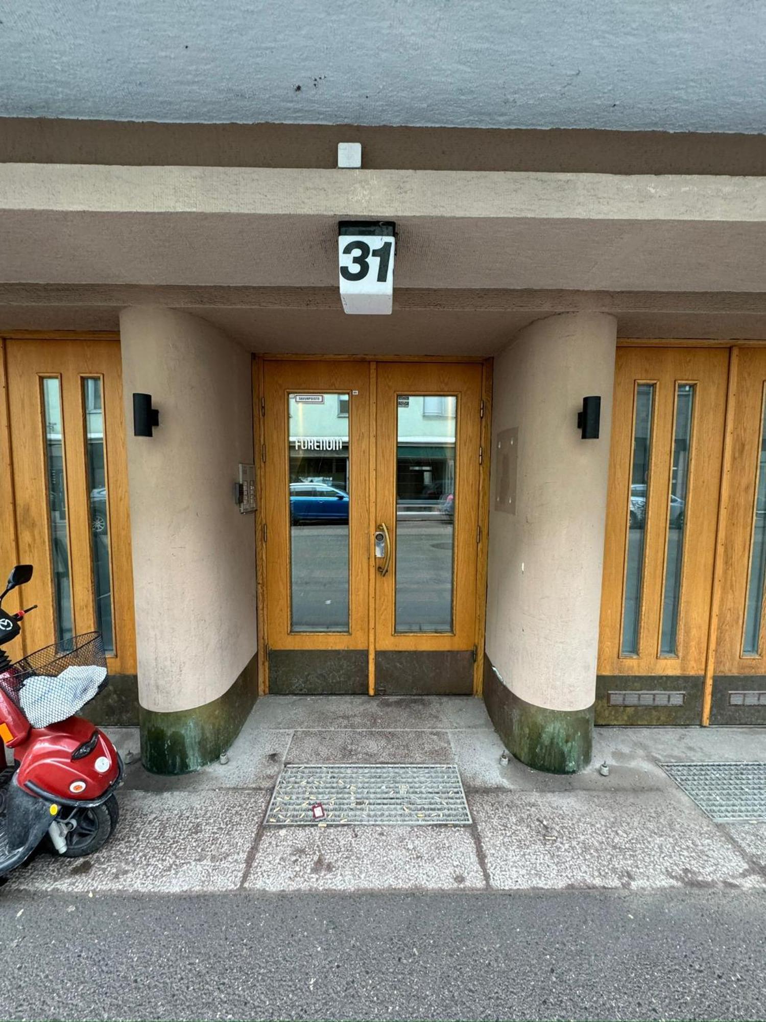 Kotimaailma Apartments Kamppi - Studio For 2 Helsinki Eksteriør billede